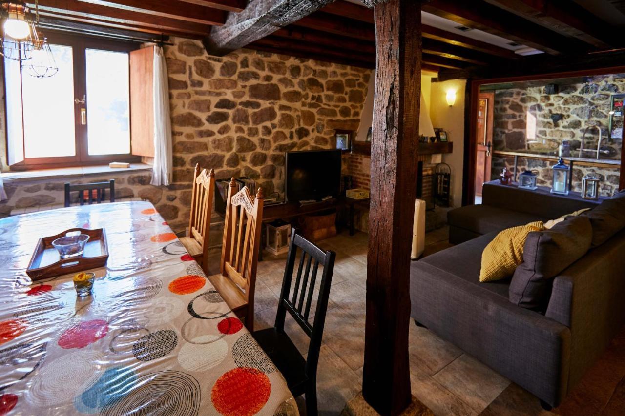 Sendero Del Saja-Besaya Casa de hóspedes Cobejo Exterior foto